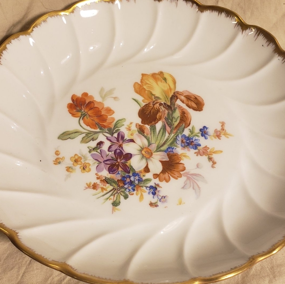 Limoges Dessert Plates - Picture 4 of 7
